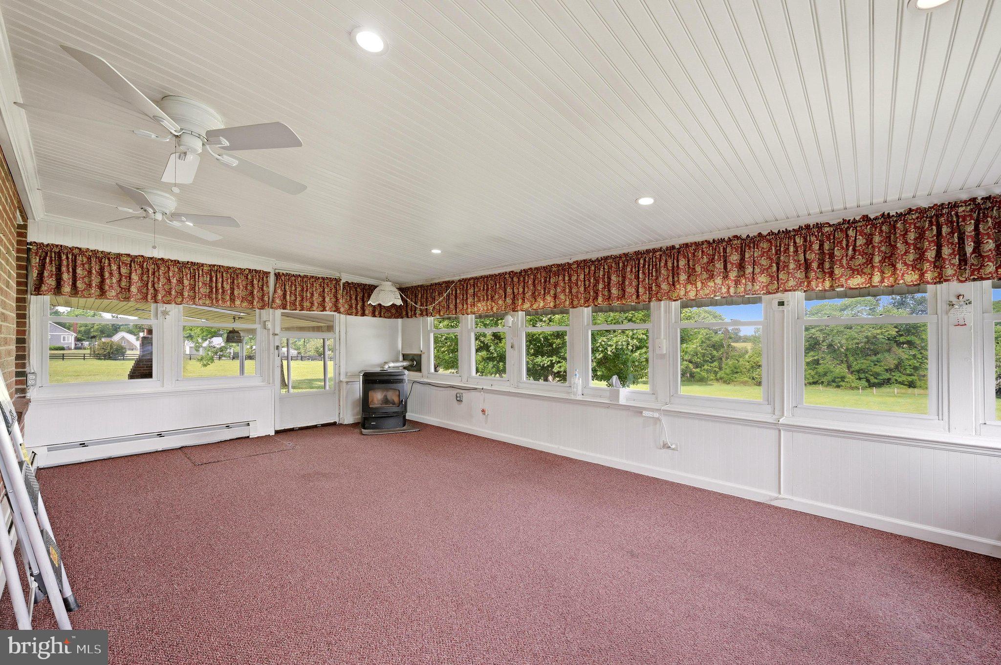 17751 Harmony Church Road Hamilton, VA 20158 - Photo 22 of 66 Sunroom