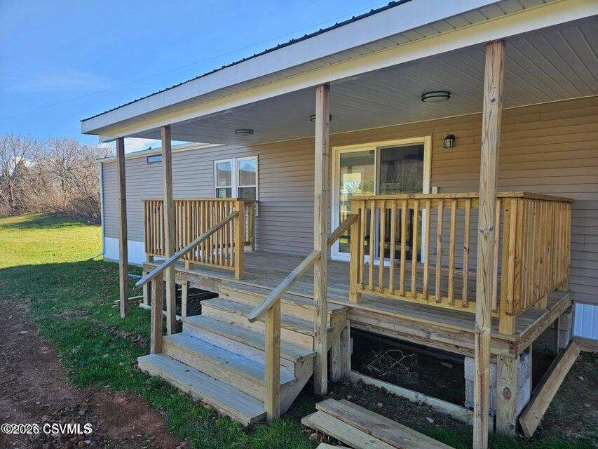 467 Mountain Road Berwick, PA 18603 - Photo 2 of 22