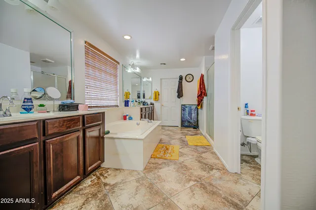 $799,900 | 7419 South 25th Drive, Phoenix, AZ 85041