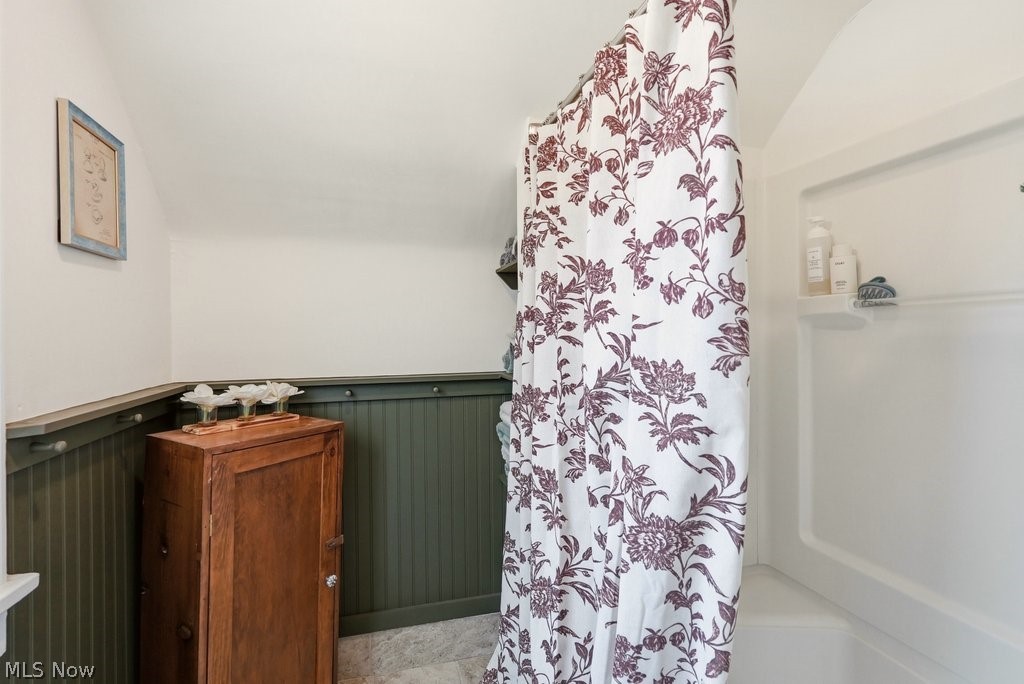 3154 East Overlook Road Cleveland, OH 44118 - Photo 35 of 40 Gallery Image 35