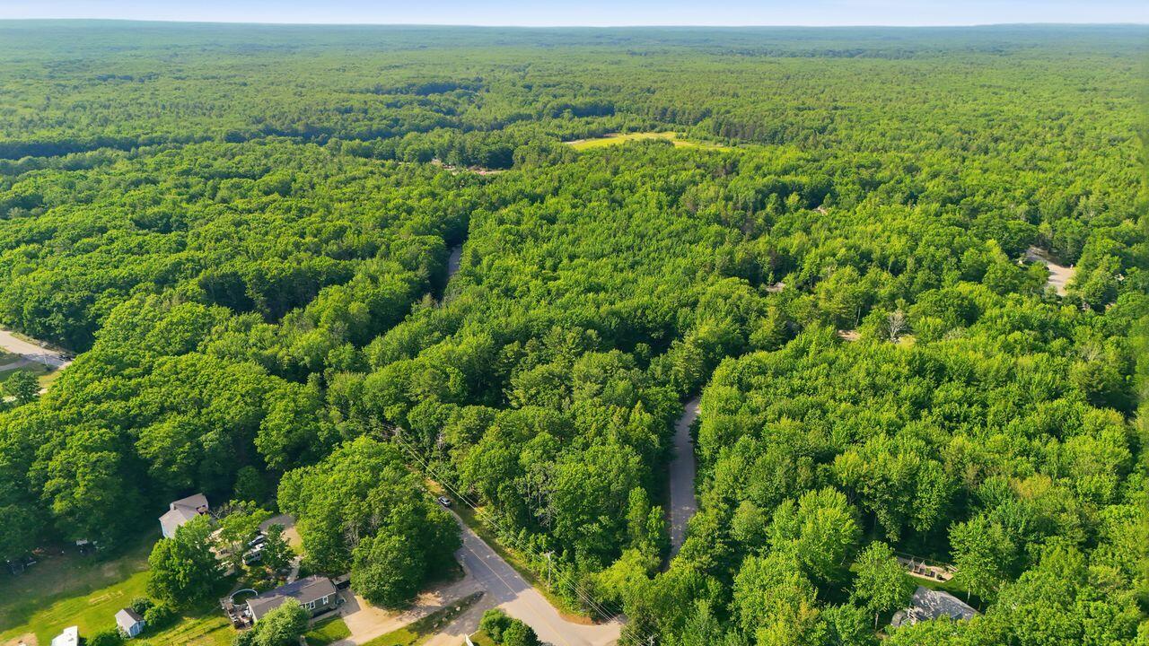 352 Goose Rocks Road Kennebunkport, ME 04046 - Photo 4 of 18 DJI_20260610170544_0147_D