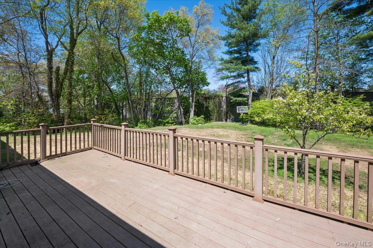 1 Windingwood Road North Rye Brook, NY 10573 - Photo 16 of 22