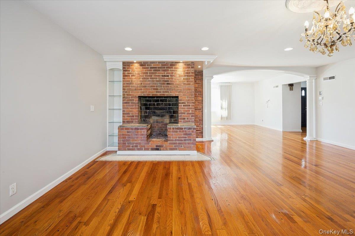 1 Windingwood Road North Rye Brook, NY 10573 - Photo 5 of 22