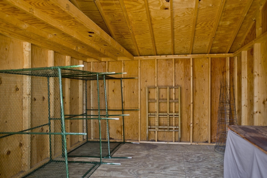 550 Tiffany Street Springfield, MA 01108 - Photo 33 of 42 Gallery Image 33