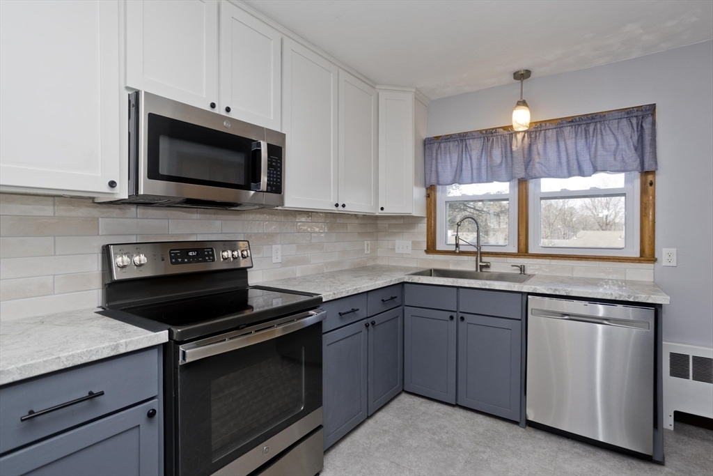 550 Tiffany Street Springfield, MA 01108 - Photo 4 of 42 Gallery Image 4
