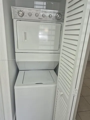 a close up view of washer and dryer
