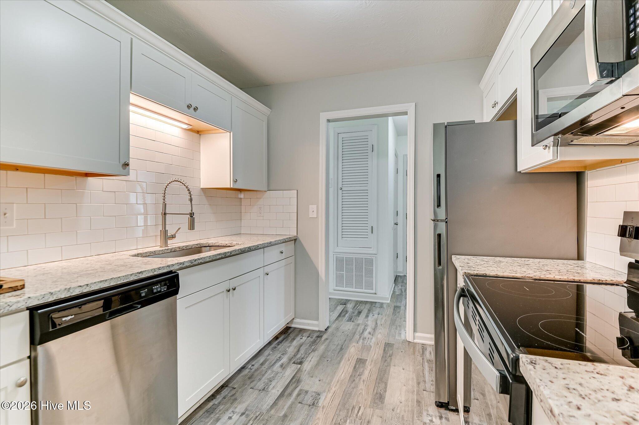 4527 Plantation Road Martinez, GA 30907 - Photo 3 of 38 14-114