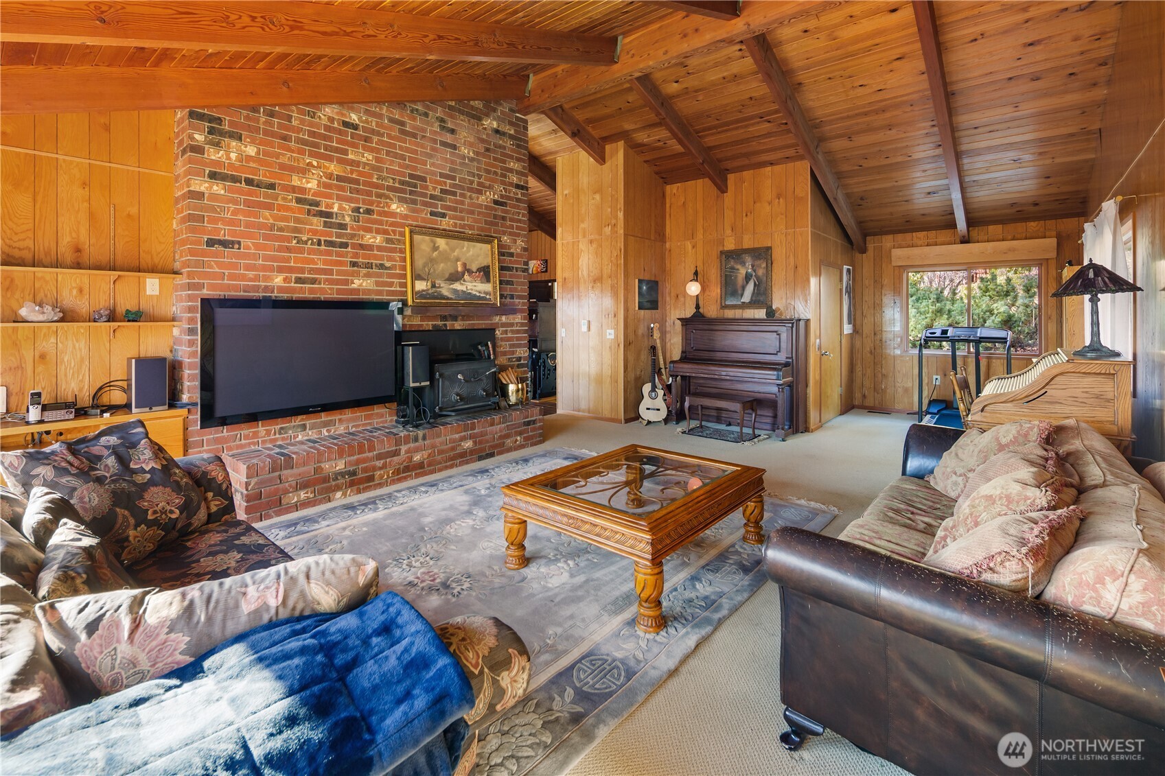 22516 100th Place Southwest Vashon, WA 98070 - Photo 14 of 34