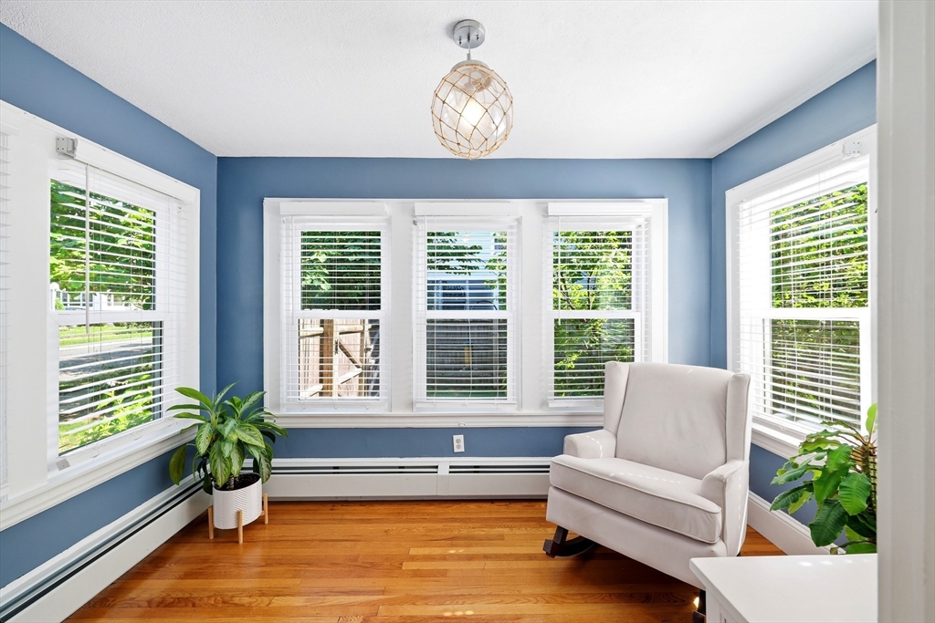 20 Ashbrook Street Springfield, MA 01118 - Photo 9 of 40 Gallery Image 9