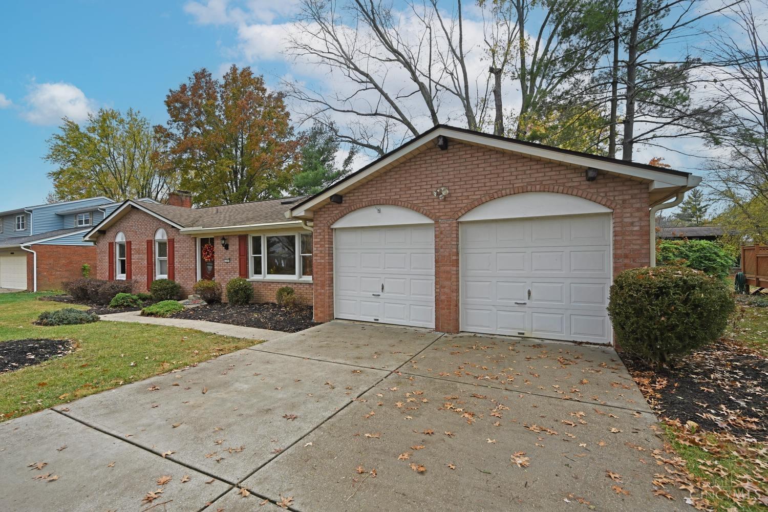 779 Ackley Road Cincinnati, OH 45255 - Photo 4 of 35 Gallery Image 4