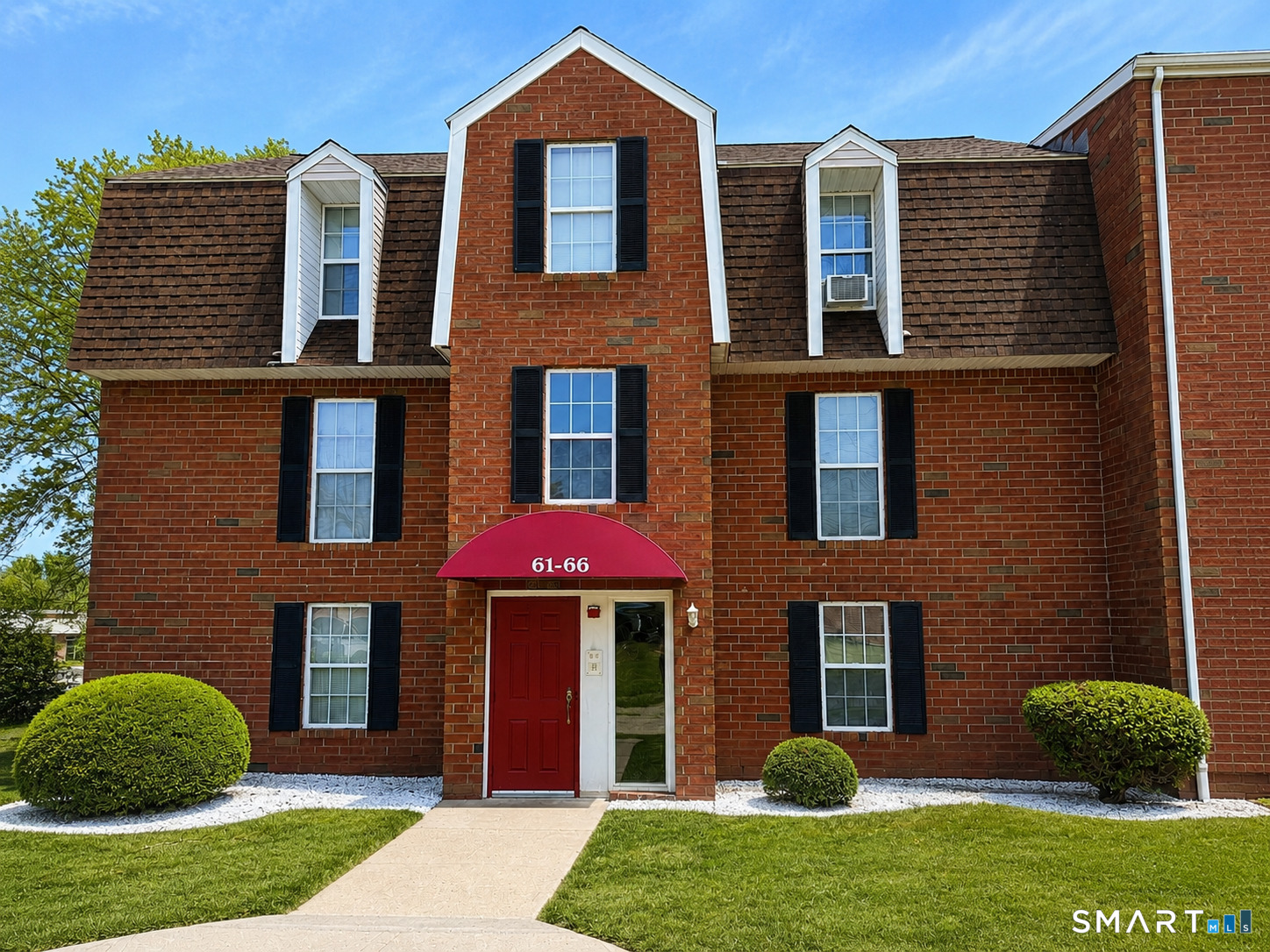 63 Heather Ridge, Unit 63 Shelton, CT 06484 - Photo 2 of 10