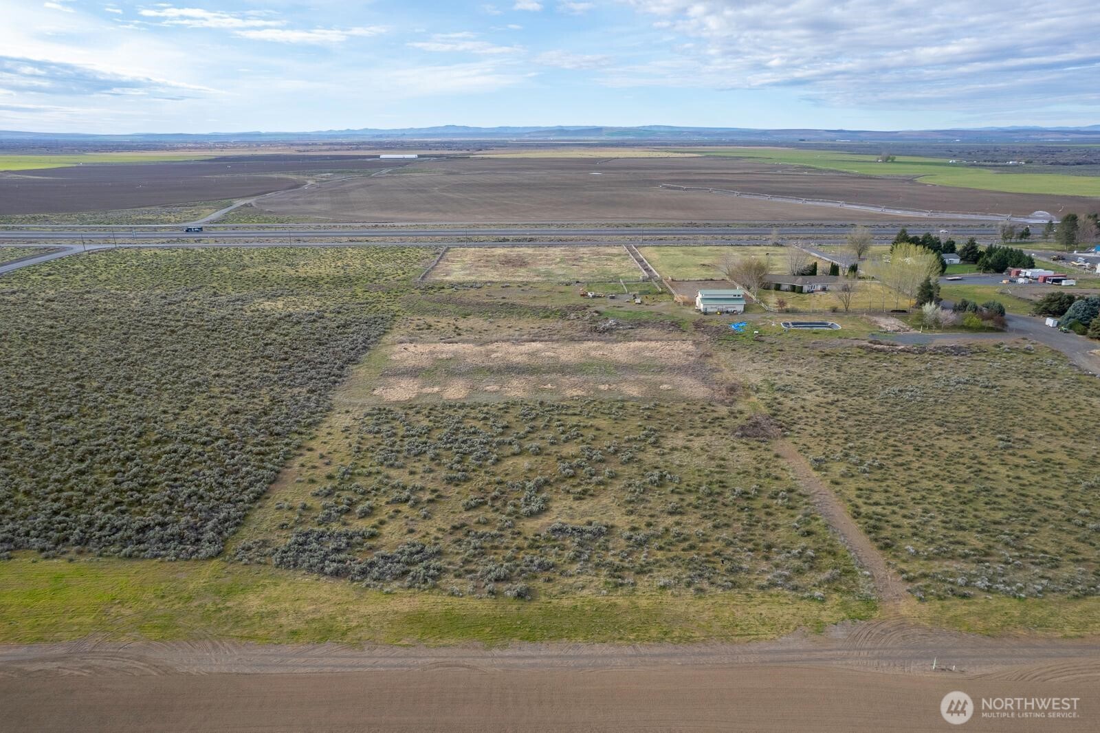 5200 North Frontage Road Northeast Ephrata, WA 98823 - Photo 3 of 8