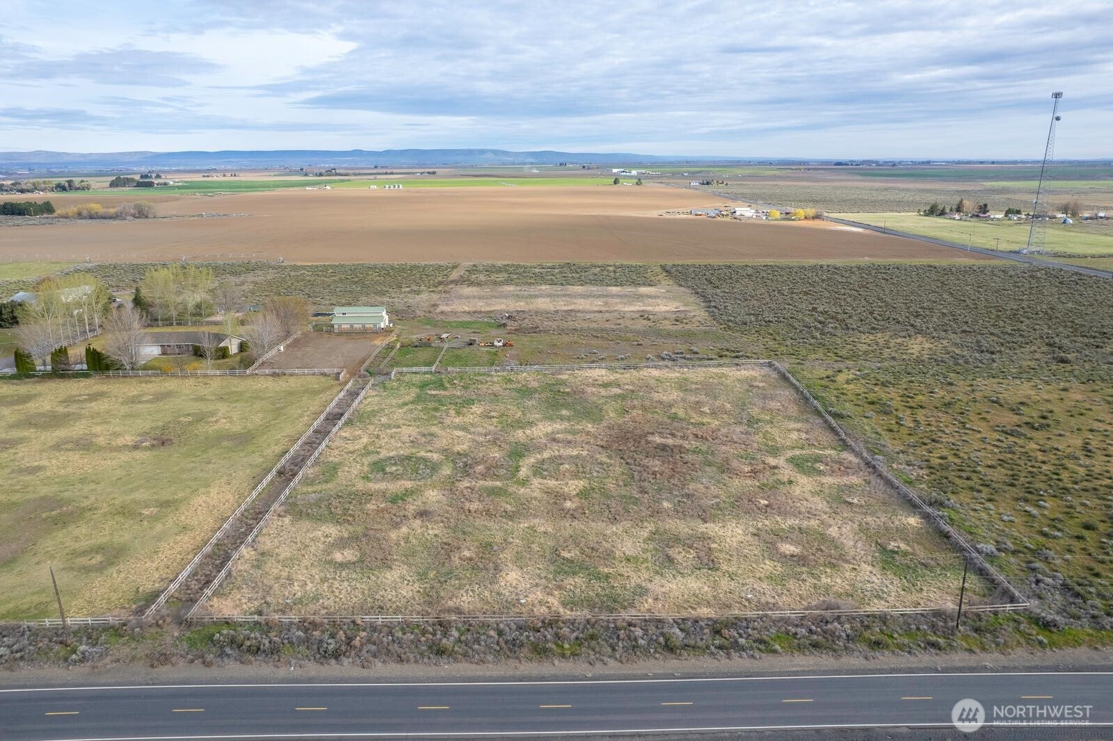 5200 North Frontage Road Northeast Ephrata, WA 98823 - Photo 8 of 8