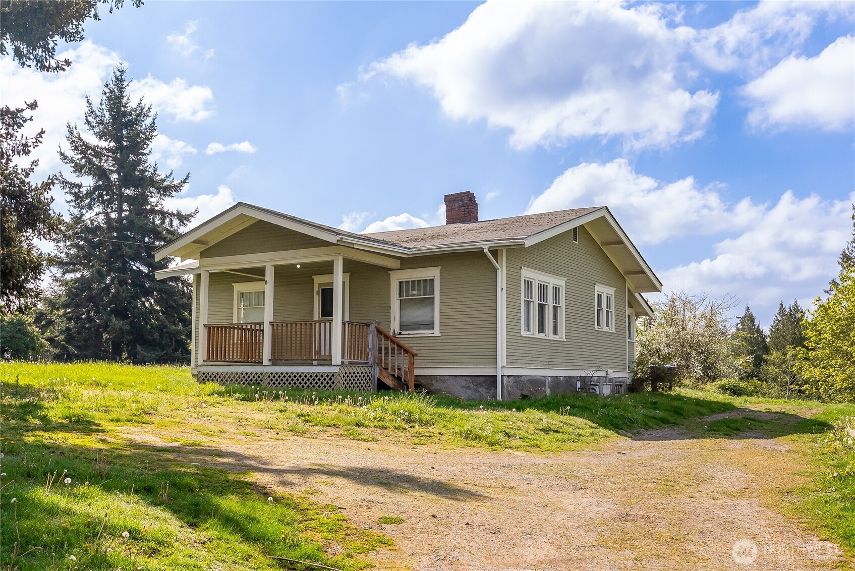 399 East Smith Road Bellingham, WA 98226 - Photo 3 of 40