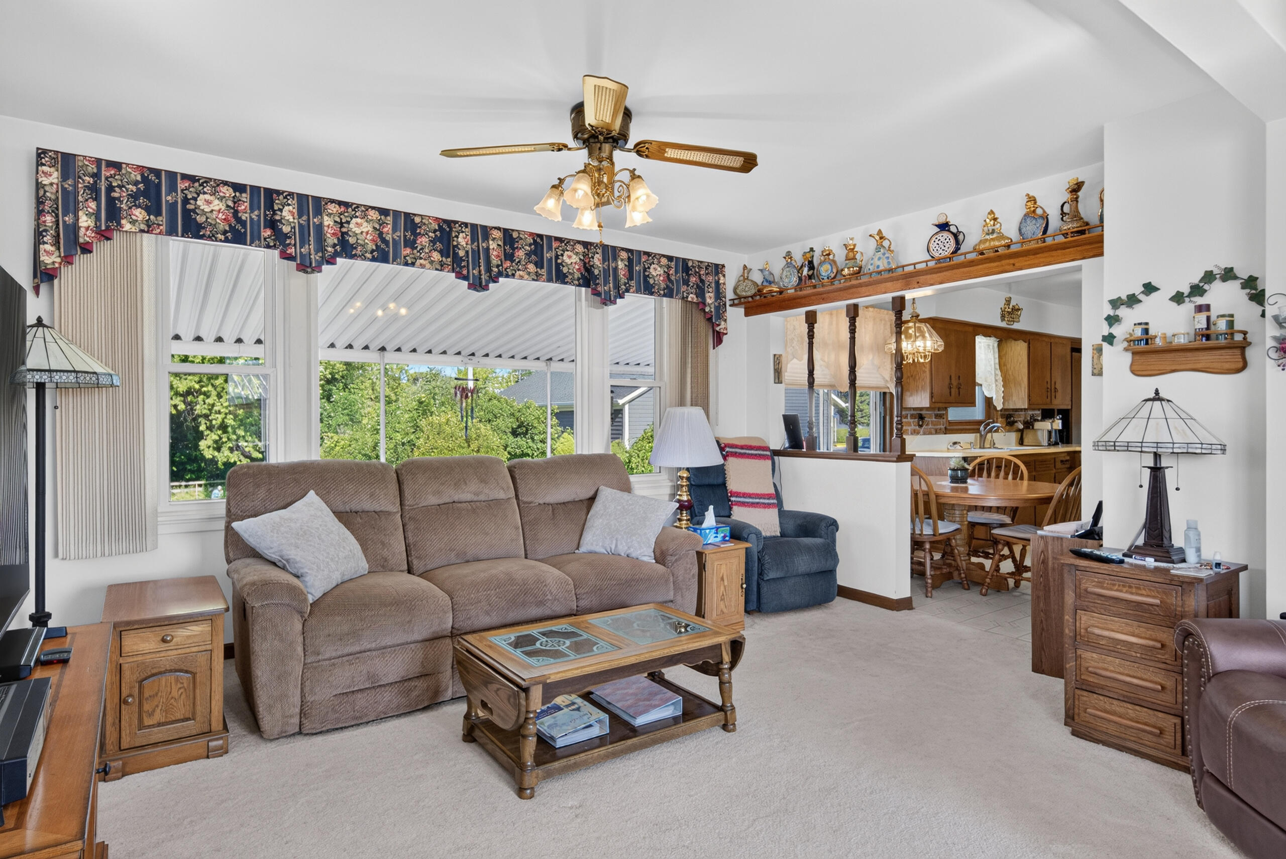 93 Bentert Street Random Lake, WI 53075 - Photo 4 of 38 4 Family Room