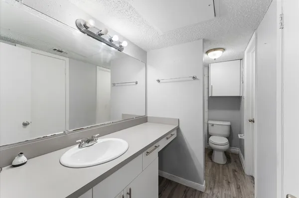 $1,250 | 2750 Holly Hall Street, Unit 815, Houston, TX 77054