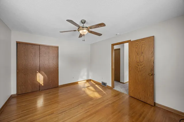 $250,000 | 455 East 4th Street, Zumbrota, MN 55992