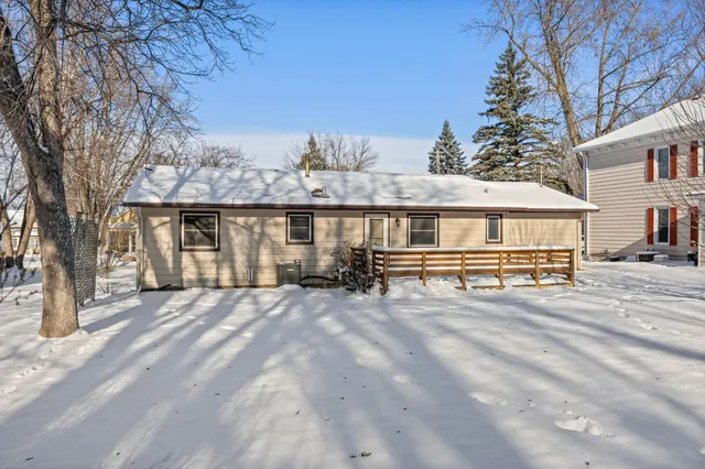 $250,000 | 455 East 4th Street, Zumbrota, MN 55992