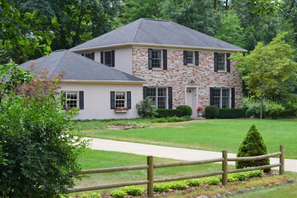 15997 Green Briar Road Three Rivers, MI 49093 - Photo 1 of 29 1Front1