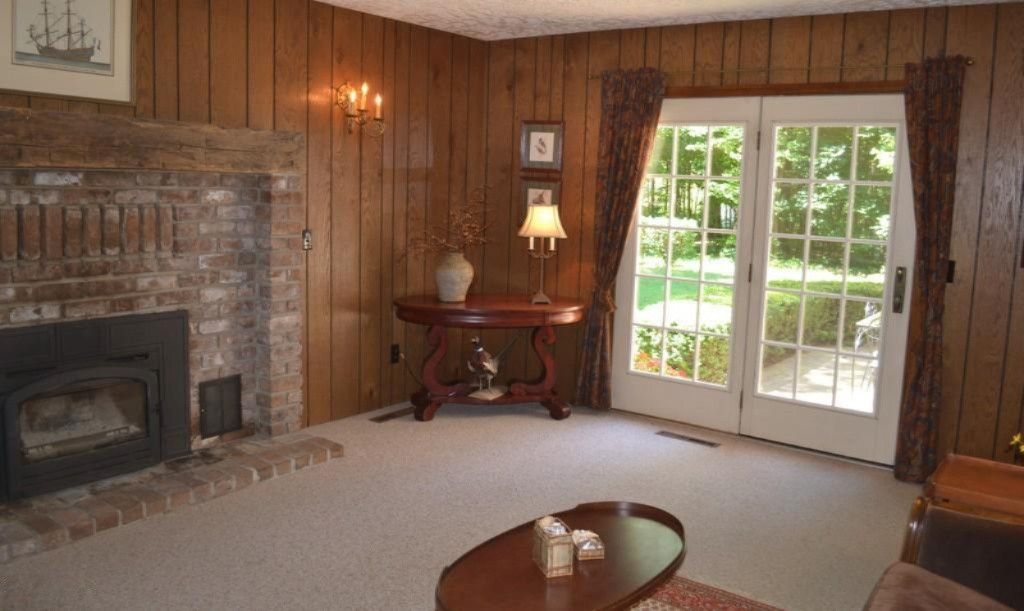 15997 Green Briar Road Three Rivers, MI 49093 - Photo 13 of 29 13FamilyRoom2