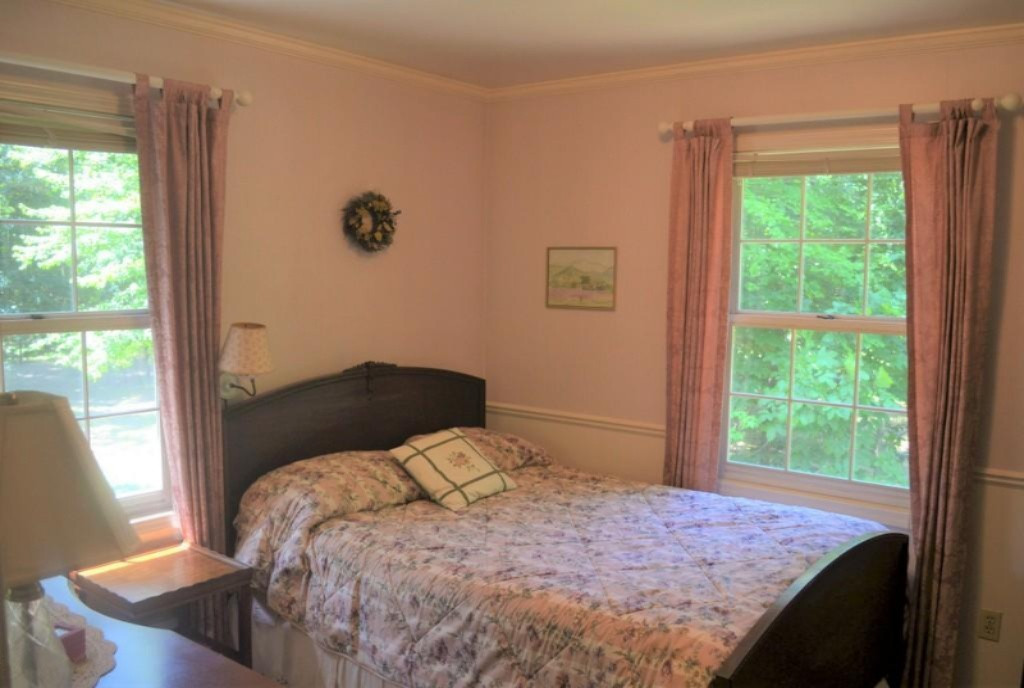 15997 Green Briar Road Three Rivers, MI 49093 - Photo 18 of 29 18UpBed1