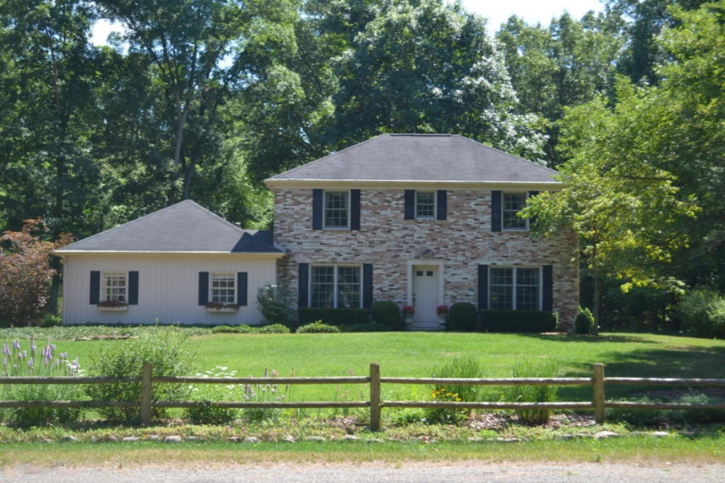 15997 Green Briar Road Three Rivers, MI 49093 - Photo 2 of 29 2Front2