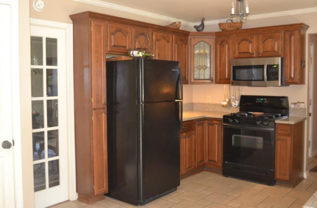 15997 Green Briar Road Three Rivers, MI 49093 - Photo 9 of 29 9Kitchen3