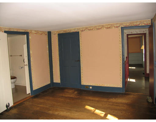 881 Edmands Road Framingham, MA 01701 - Photo 19 of 30