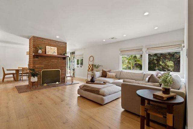 $2,899,000 | 710 Edelweiss Lane, Encinitas, CA 92024