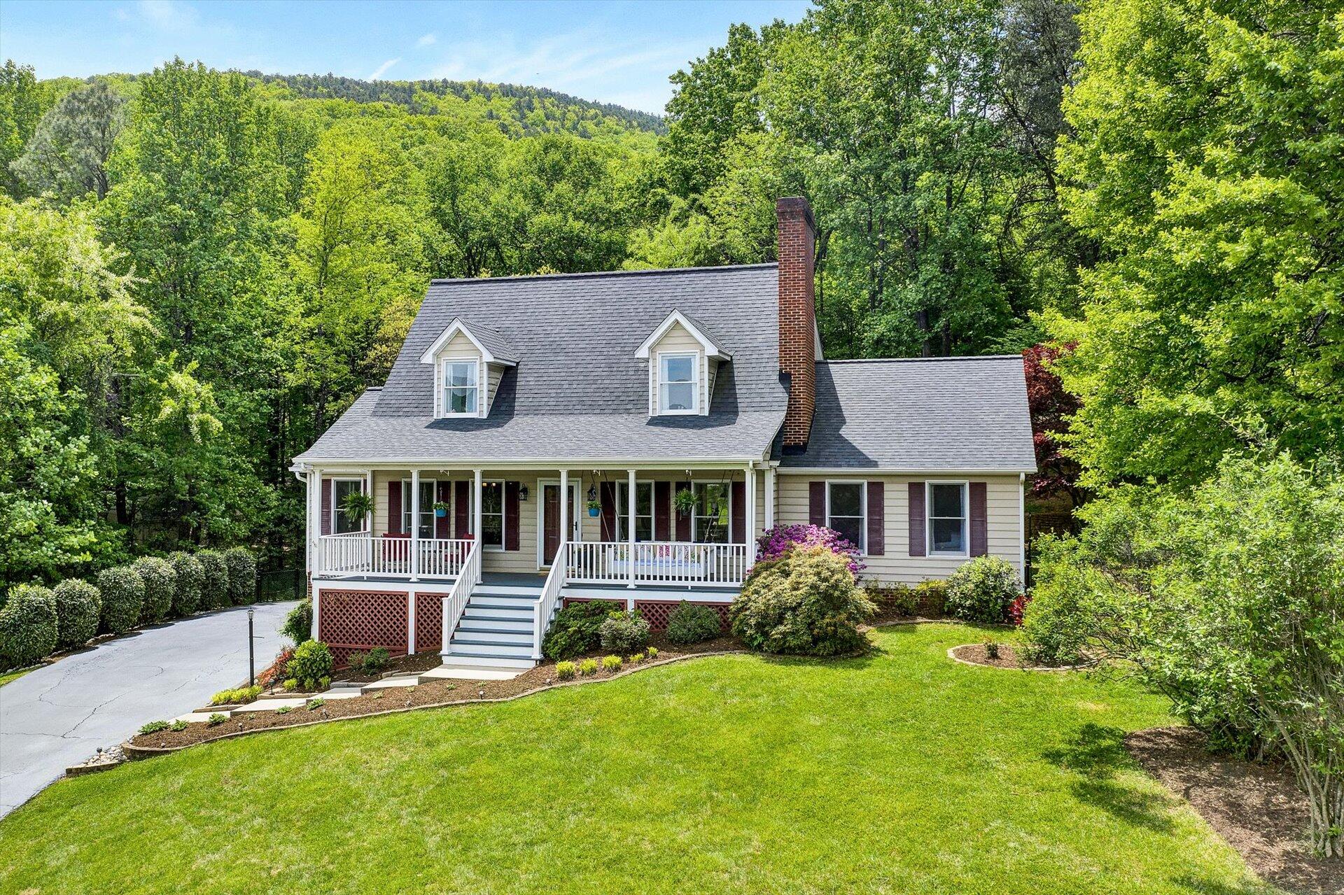 610 Winesap Road Roanoke, VA 24019 - Photo 3 of 68 03-042520230065