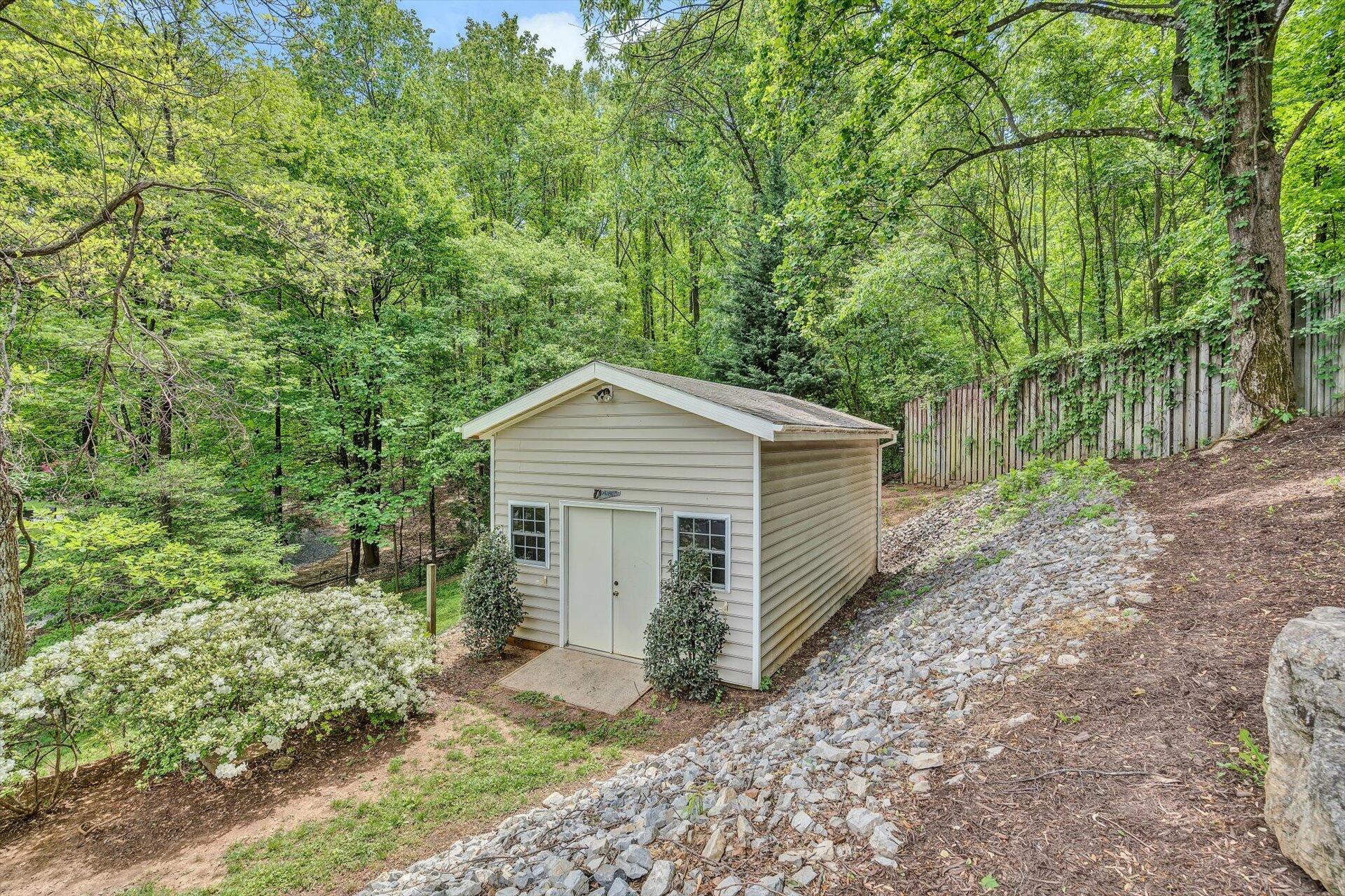 610 Winesap Road Roanoke, VA 24019 - Photo 49 of 68 49-042520230050