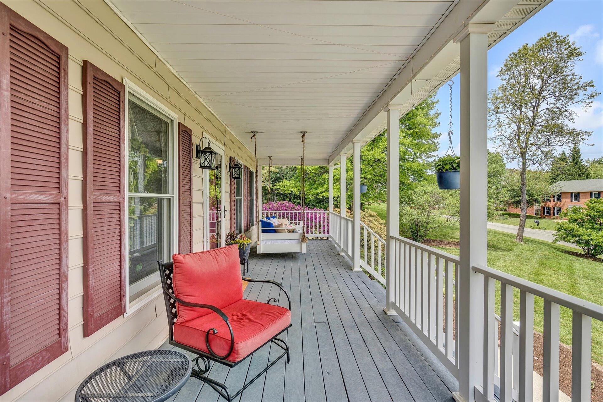 610 Winesap Road Roanoke, VA 24019 - Photo 6 of 68 06-042520230058