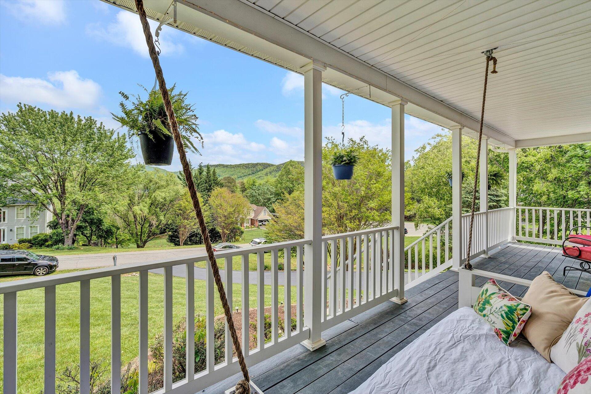 610 Winesap Road Roanoke, VA 24019 - Photo 9 of 68 09-042520230057