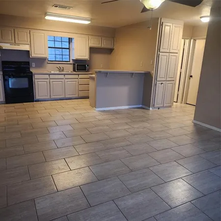 $1,500 | 136 Marble Court, Aledo, TX 76008