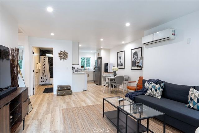 $1,395,000 | 6029 Eleanor Avenue, Hollywood, CA 90038