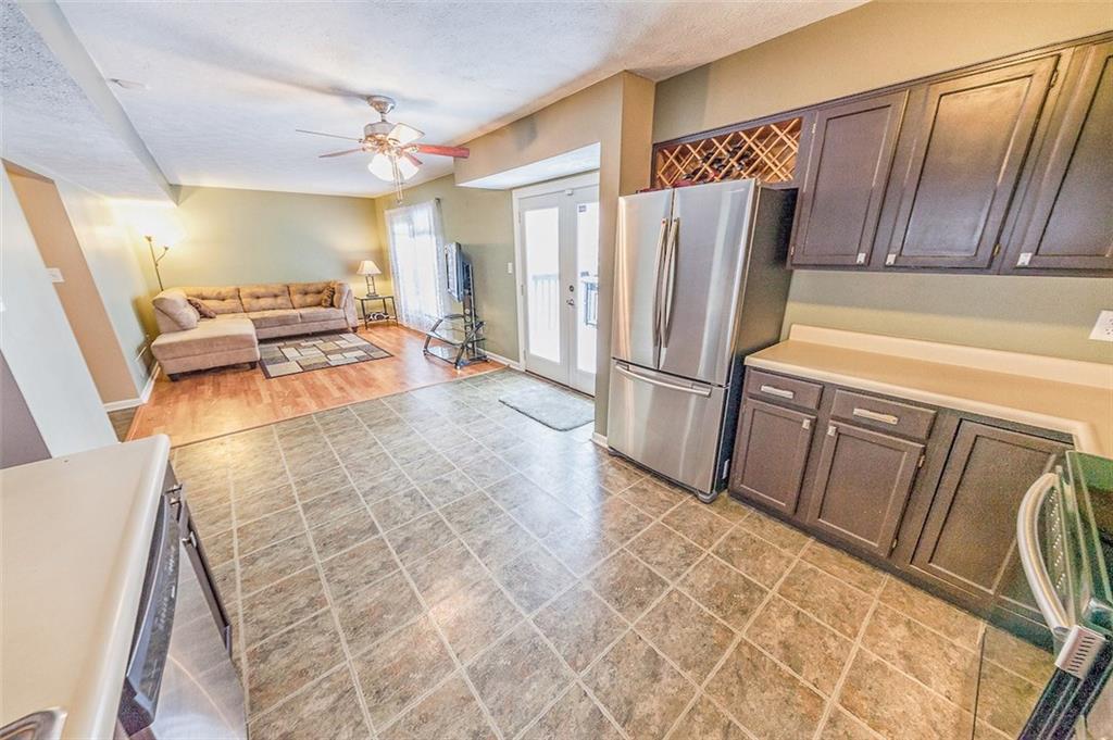 8302 Castle Ridge Lane Indianapolis, IN 46256 - Photo 14 of 34 Gallery Image 14