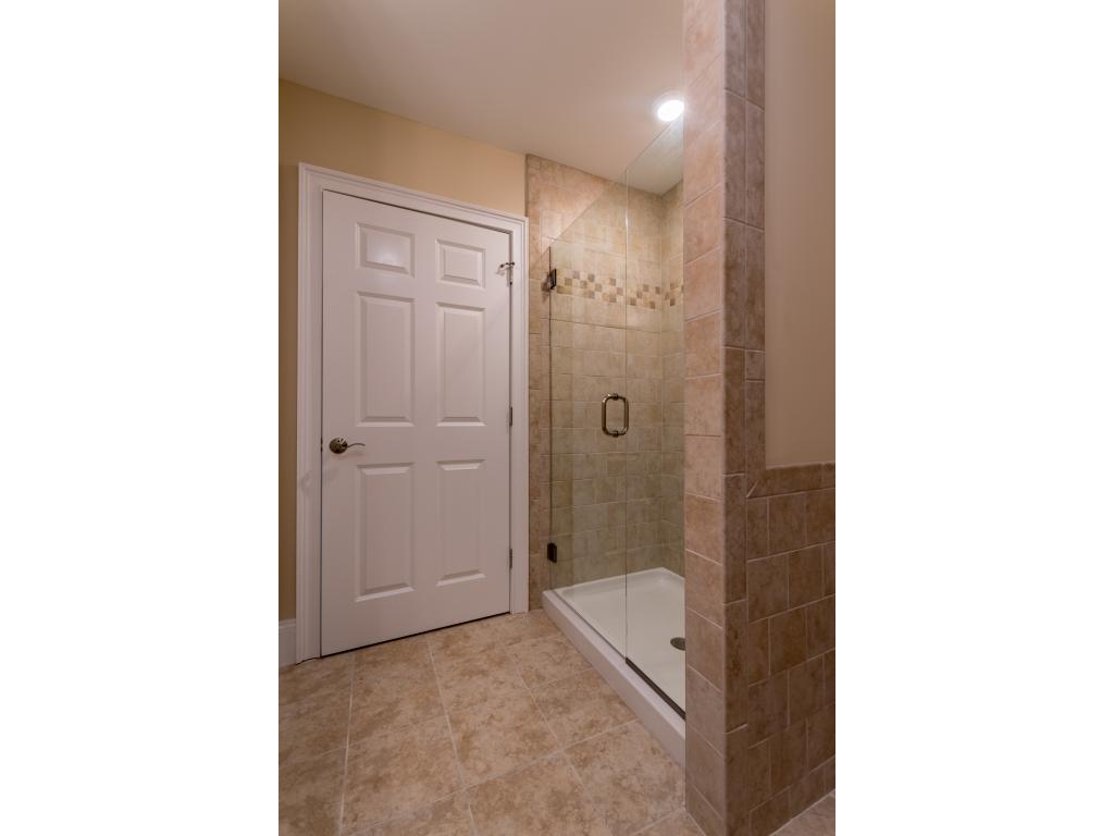 580 Winnacunnet Road, Unit 103 Hampton, NH 03842 - Photo 8 of 24 Gallery Image 8