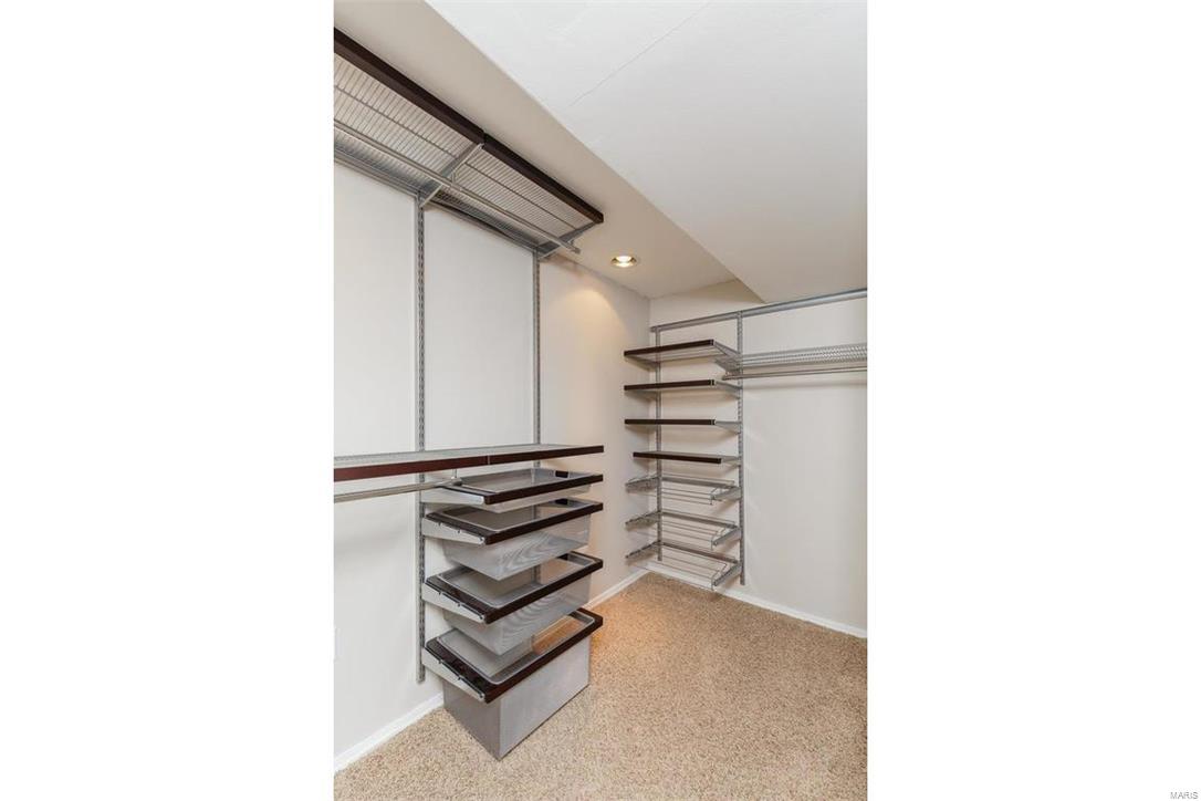 1752 Craig Road St. Louis, MO 63146 - Photo 29 of 64 Gallery Image 29