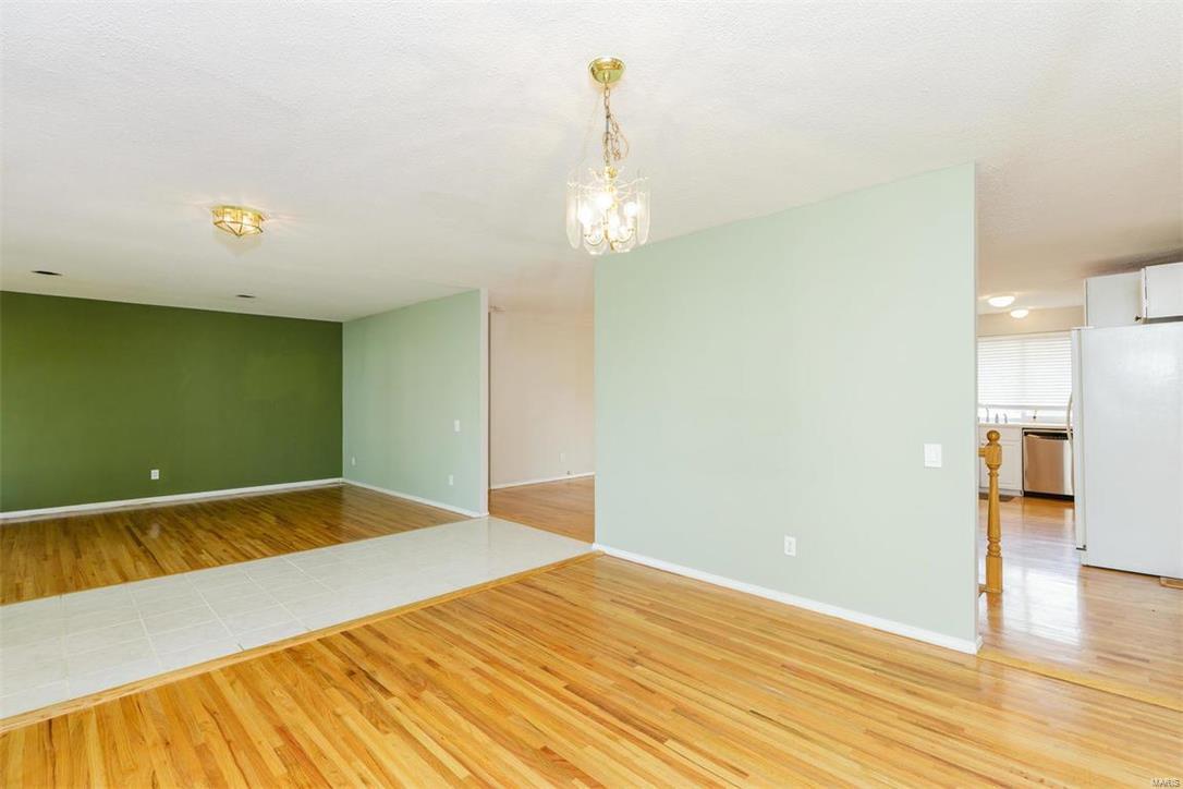 1752 Craig Road St. Louis, MO 63146 - Photo 4 of 64 Gallery Image 4