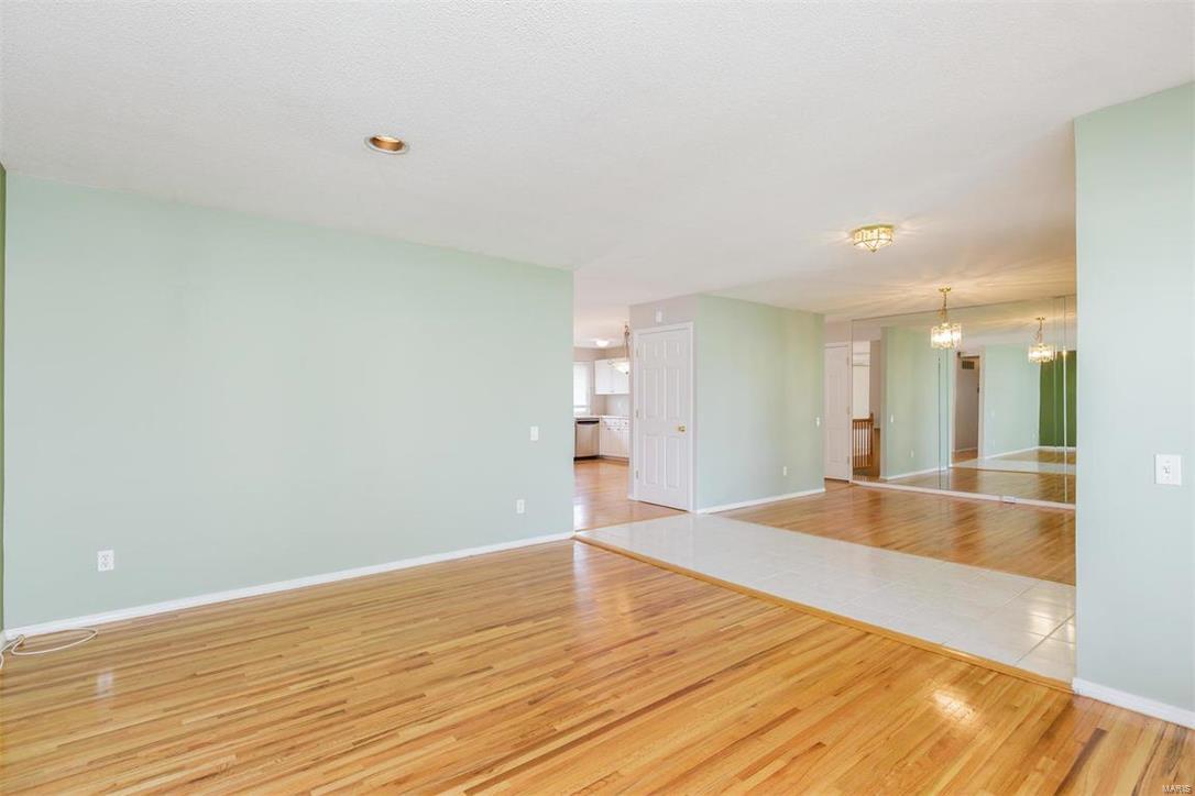 1752 Craig Road St. Louis, MO 63146 - Photo 46 of 64 Gallery Image 46