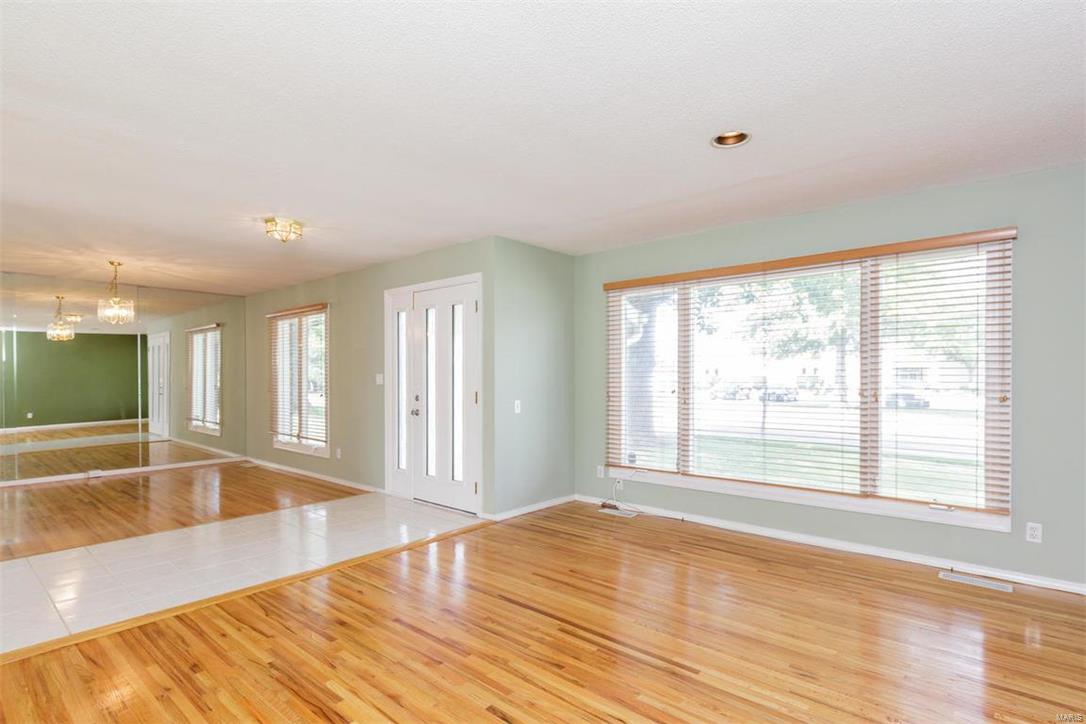 1752 Craig Road St. Louis, MO 63146 - Photo 47 of 64 Gallery Image 47