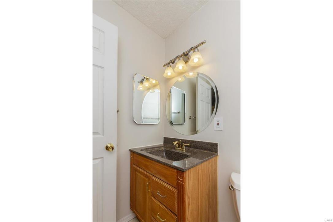 1752 Craig Road St. Louis, MO 63146 - Photo 56 of 64 Gallery Image 56