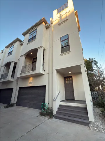 $3,500 | 5640 Larkin Street, Houston, TX 77007