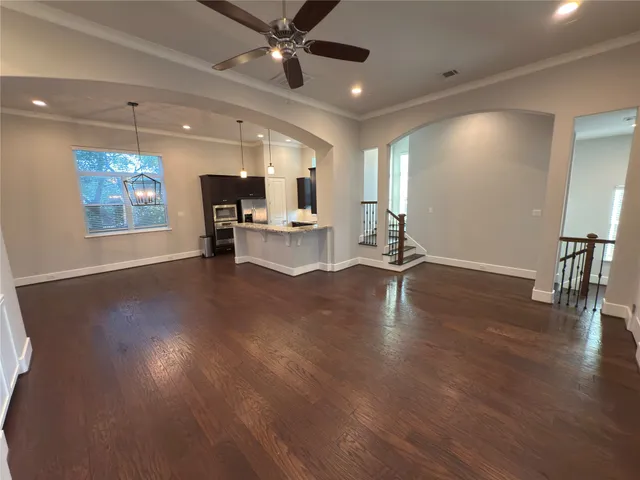 $3,450 | 5640 Larkin Street, Houston, TX 77007