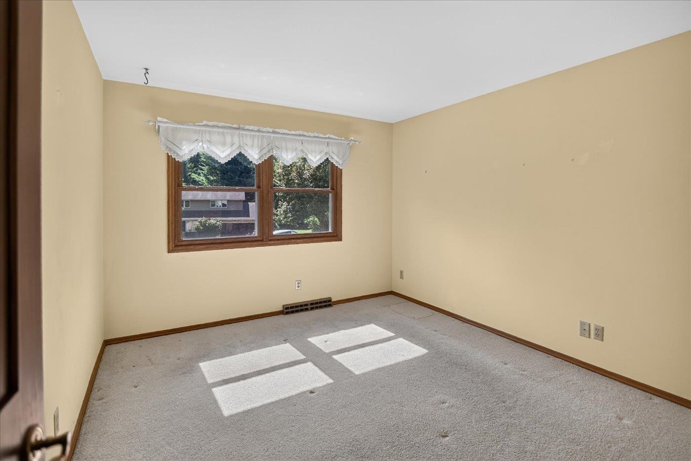 6318 Keelson Drive Madison, WI 53705 - Photo 37 of 74 Gallery Image 37