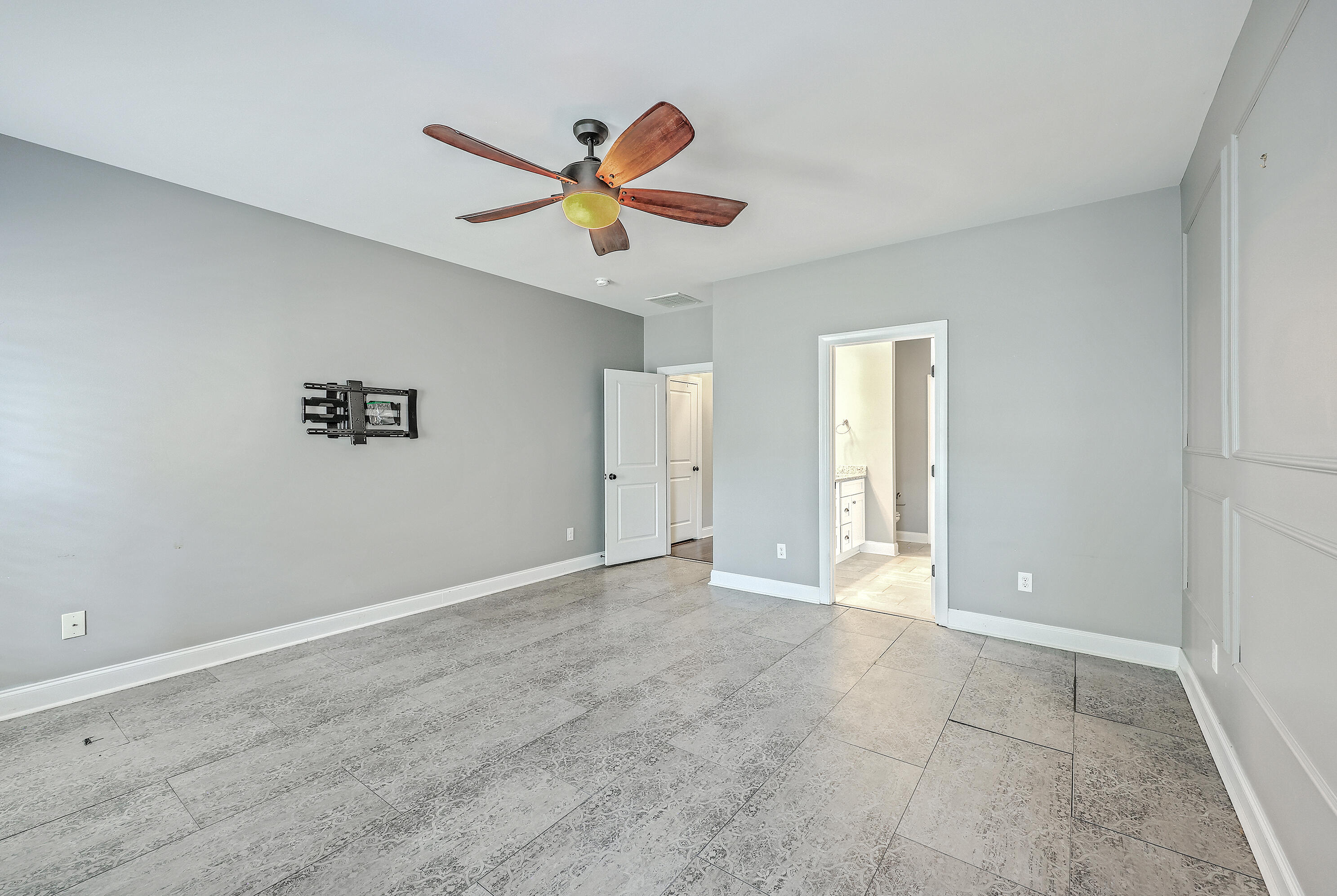 1695 Sparkleberry Lane Johns Island, SC 29455 - Photo 29 of 89 ZYN_6961_2_3_4_5_6_7