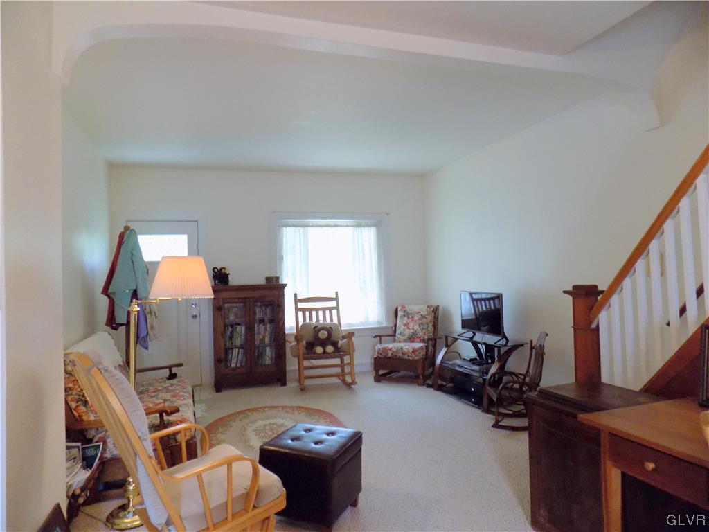 502 Atlas Road Northampton, PA 18067 - Photo 4 of 18 a room with furniture and a window