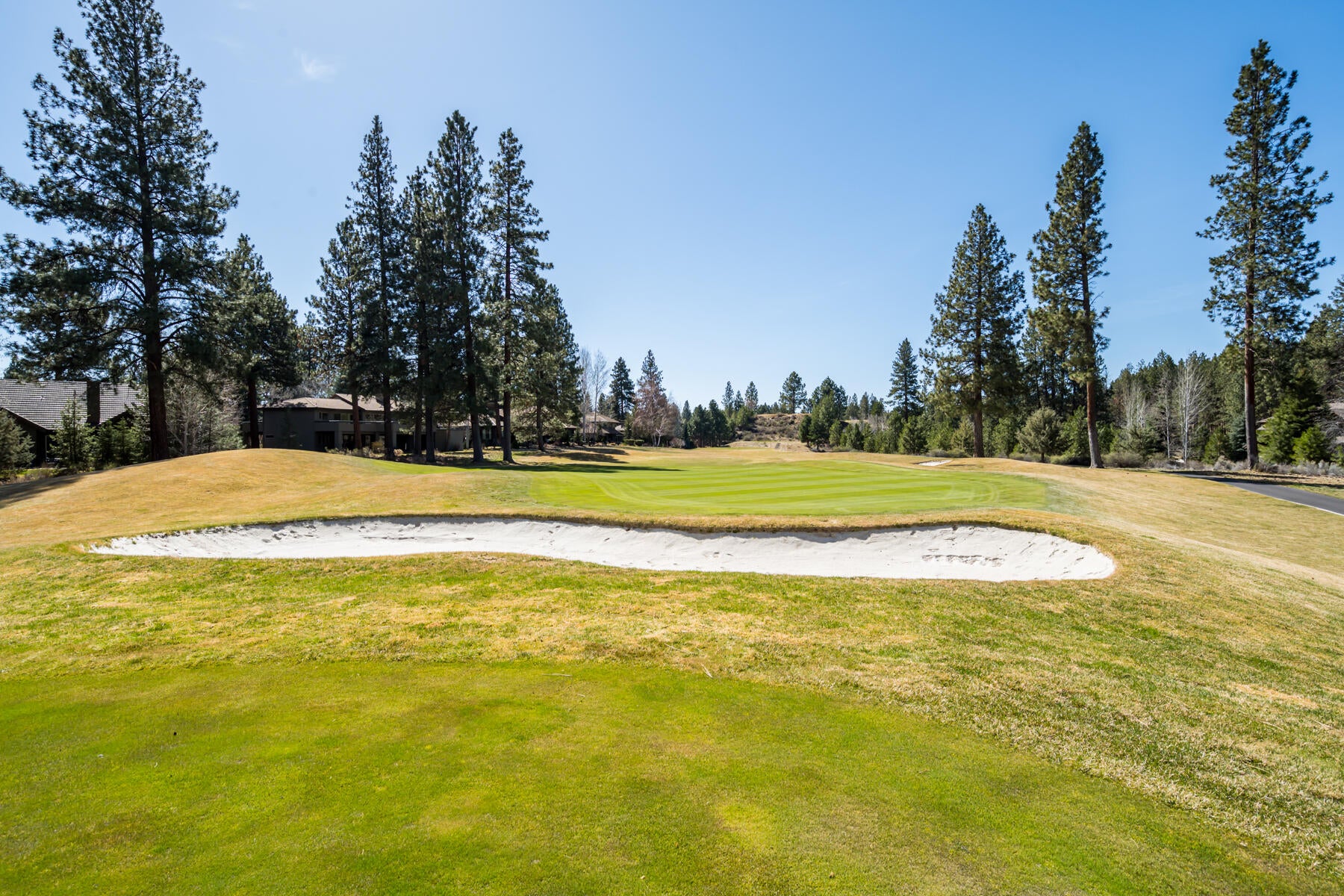 19436 Green Lakes Loop Bend, OR 97702 - Photo 3 of 53 Golf Course Views