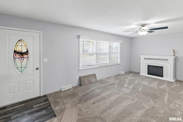 $164,000 | 628 Sara Drive, Centralia, IL 62801