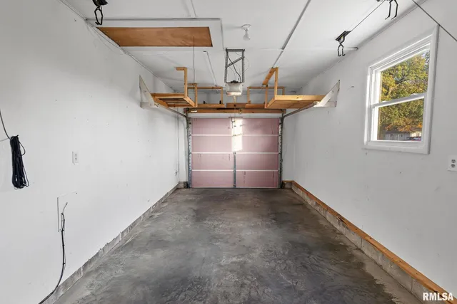 $164,000 | 628 Sara Drive, Centralia, IL 62801